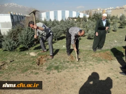 با حضور دکتر مسعود الماسی و همکاران پردیس شهید مدرس کردستان 

آیین درختکاری در محوطه زمین خاکی  دانشگاه برگزار شد. 6