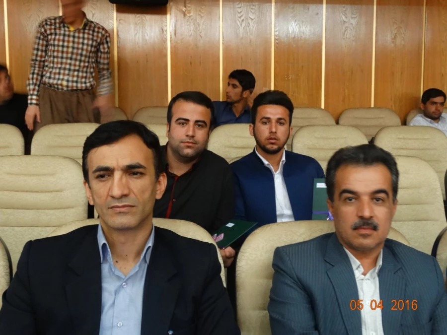 تجلیل از دانشجو معلمان برتر استانی :

در سی و دومین یادواره بزرگداشت مقام معلم و استاد شهید مرتضی مطهری استان کردستان 19