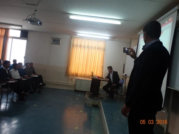 در پردیس شهید مدرس کردستان:

جشنواره الگوهای برتر تدریس برگزار شد. 3