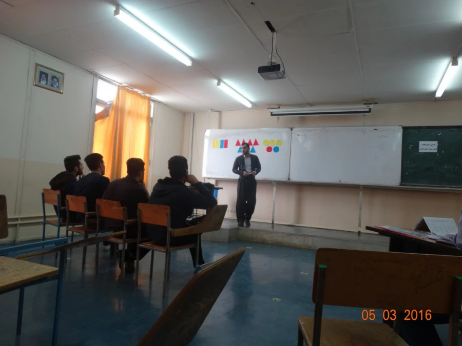 در پردیس شهید مدرس کردستان:

جشنواره الگوهای برتر تدریس برگزار شد. 7