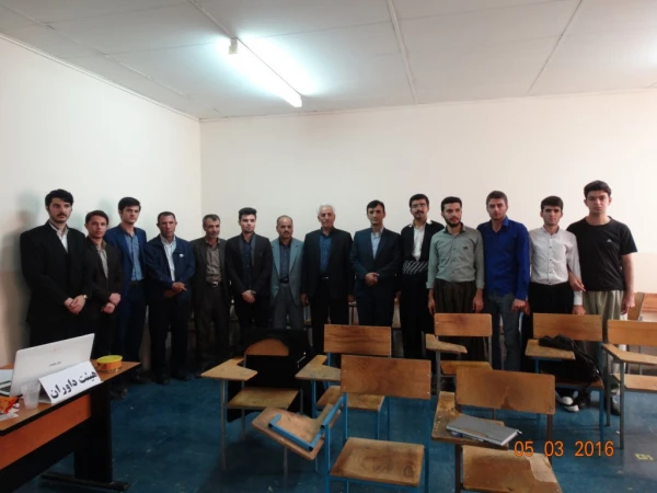 در پردیس شهید مدرس کردستان:

جشنواره الگوهای برتر تدریس برگزار شد. 10