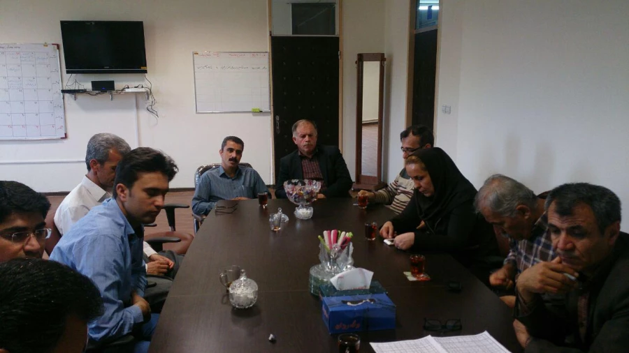 در پردیس شهید مدرس کردستان برگزار شد:

جلسه هماهنگی امتحانات ترم دوم سال تحصیلی 95-94 5