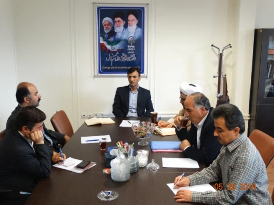 به روایت تصویر:.

جلسه اقدامات انجام شده در سال 94 و پیش بینی های لازم در سال 95  3