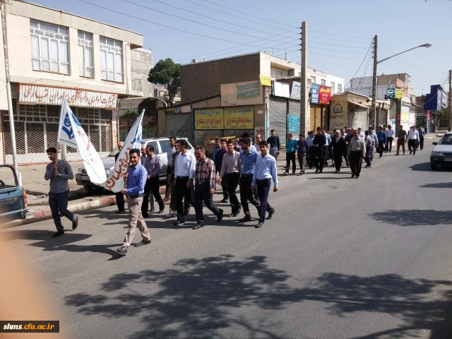 به روایت تصویر:

راهپیمایی دانشگاه فرهنگیان کردستان در روز قدس شریف  2