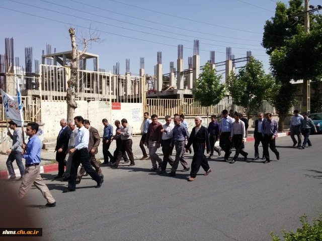 به روایت تصویر:

راهپیمایی دانشگاه فرهنگیان کردستان در روز قدس شریف  10