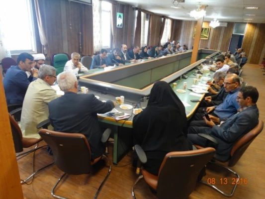 نشت صمیمی دکترکیانی معاون نظارت، ارزیانی دانشگاه فرهنگیان :

در جمع همکاران  پردیس های دانشگاه فرهنگیان استان کردستان  به روایت تصویر  3