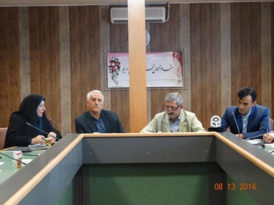 نشت صمیمی دکترکیانی معاون نظارت، ارزیانی دانشگاه فرهنگیان :

در جمع همکاران  پردیس های دانشگاه فرهنگیان استان کردستان  به روایت تصویر  7