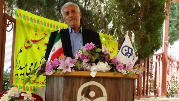 مراسم بدرقه ی دانش آموختگان 91 پردیس دختران استان کردستان:

جهت اعزام به جشن فارغ التحصیلی دانشگاه فرهنگیان سراسر کشور در مشهد مقدس 2