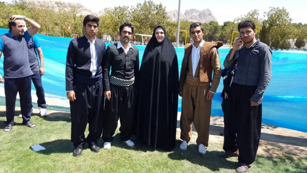 کسب عنوان سومی بازیهای بومی محلی پردیس شهید مدرس سنندج

در نخستین جشنواره کشوری ورزش های همگانی و بازی های بومی محلی 5