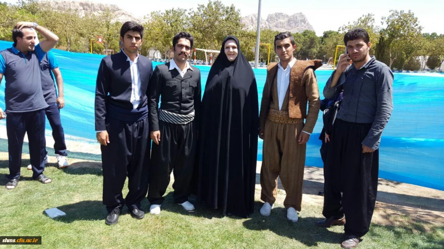 کسب عنوان سومی بازیهای بومی محلی پردیس شهید مدرس سنندج

در نخستین جشنواره کشوری ورزش های همگانی و بازی های بومی محلی 5