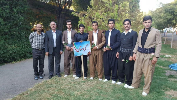 کسب عنوان سومی بازیهای بومی محلی پردیس شهید مدرس سنندج

در نخستین جشنواره کشوری ورزش های همگانی و بازی های بومی محلی 6