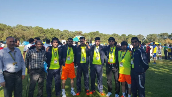 کسب عنوان سومی بازیهای بومی محلی پردیس شهید مدرس سنندج

در نخستین جشنواره کشوری ورزش های همگانی و بازی های بومی محلی 8