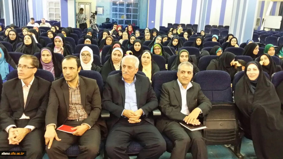 در سنندج، دیار  فرهنگ وهنر، صفا وصمیمیت و مجاهدتهای خاموش به وقوع پیوست:

اختتامیه سومین گردهمایی رویش اساتید و دانشجو معلمان دختر کشور 5