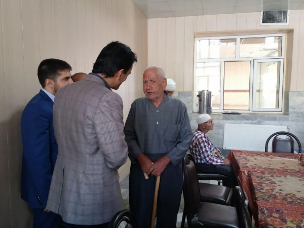 طی بازدیدی از سرای سالمندان سنندج :

دانشجویان شهید مدرس کردستان در آغازین روز های مهر از مهربانان تجلیل نمودند. 6