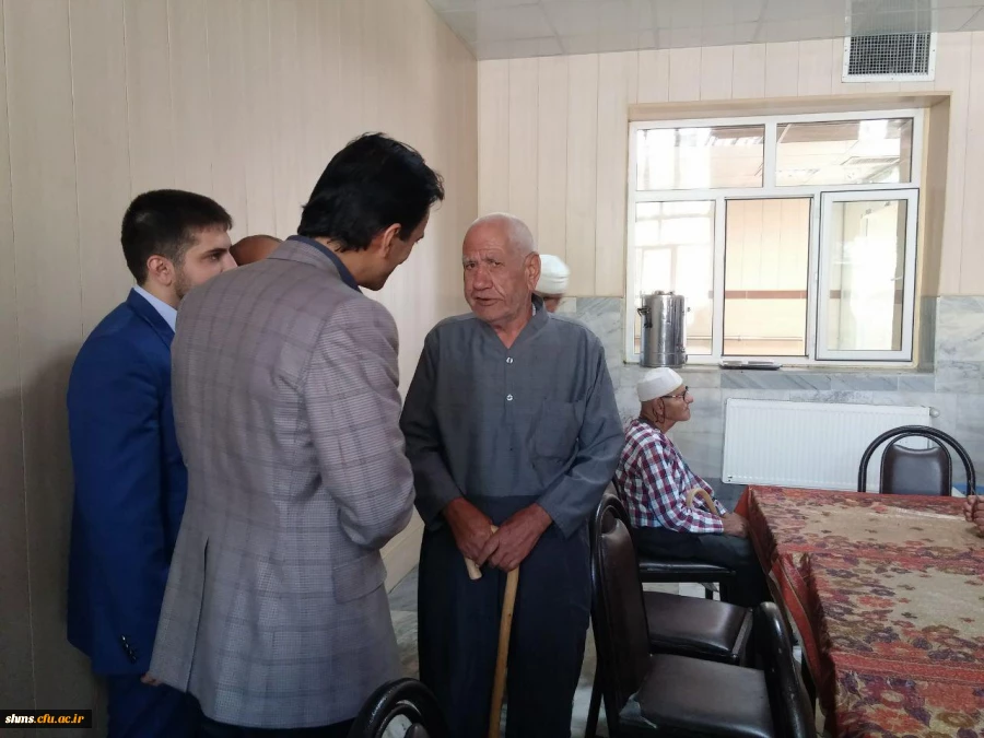 طی بازدیدی از سرای سالمندان سنندج :

دانشجویان شهید مدرس کردستان در آغازین روز های مهر از مهربانان تجلیل نمودند. 6