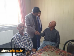 طی بازدیدی از سرای سالمندان سنندج :

دانشجویان شهید مدرس کردستان در آغازین روز های مهر از مهربانان تجلیل نمودند. 7