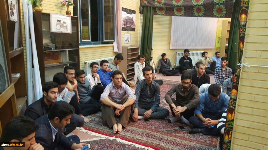 جوان مومن و انقلابی