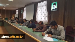 جلسه هم اندیشی اساتید با محوریت گفتمان و دستاوردهای انقلاب اسلامی