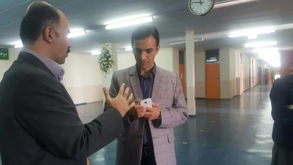 بازدید دکتر الماسی سرپرست شهید مدرس سنندج  از شعبه اخذ رای