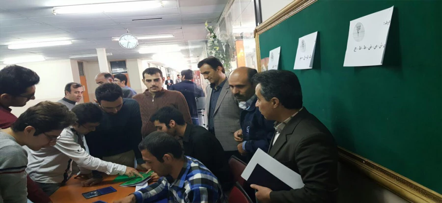 بازدید دکتر الماسی سرپرست شهید مدرس سنندج  از شعبه اخذ رای