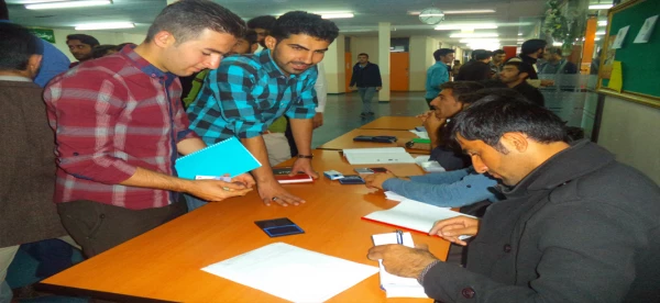 انتخابات با شور و شوق خاصی در حال برگزاری است