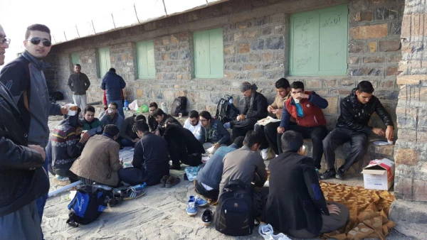 صعود به قله آبیدر و پاکسازی مسیر صعود