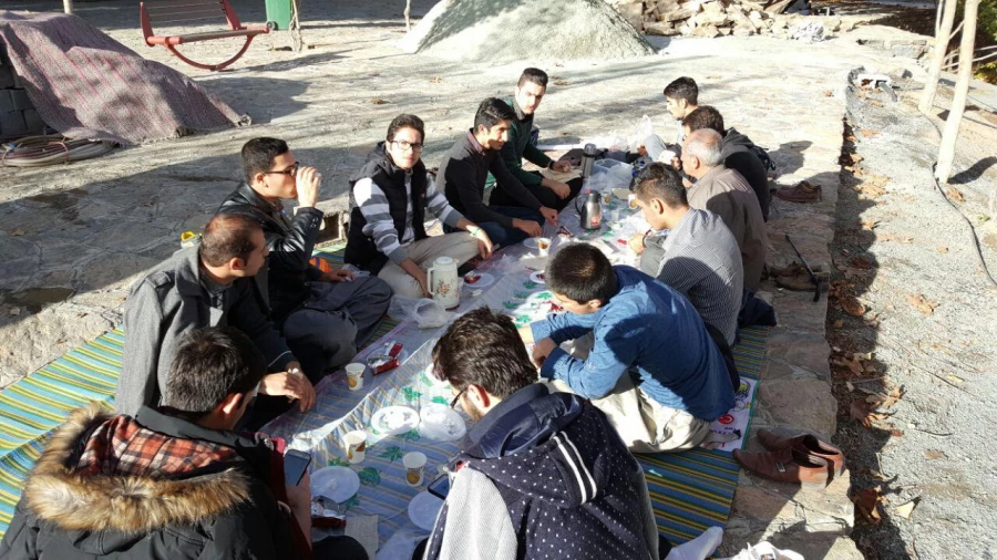 کوهپیمایی اعضای کانون کوهنوردی و پیاده روی به سمت نظرگاه و تفرجگاه خضر زنده 6