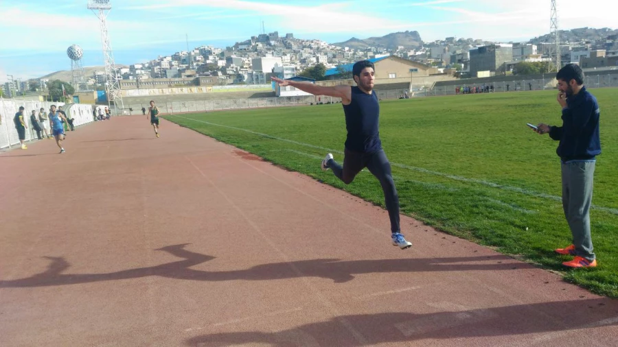 برگزاری مسابقه در رشته ورزشی دو و میدانی 6