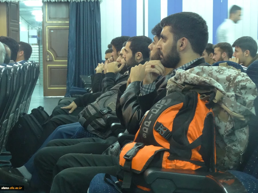 مراسم برگزاری بدرقه دانشجویان پردیس شهید مدرس سنندج  برای شرکت در اربعین حسینی