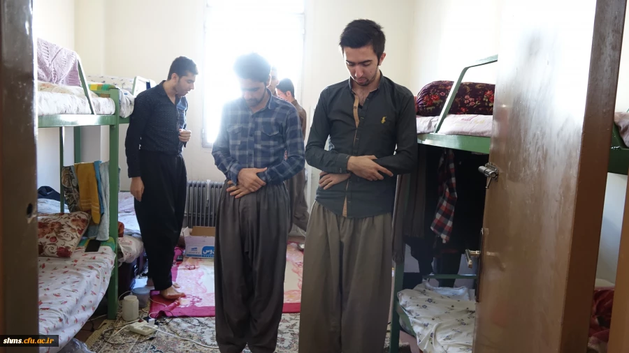 بازدید سرزده دکتر مسعود الماسی از خوابگاهای دانشجویی به مناسبت گرامیداشت روز دانشجو