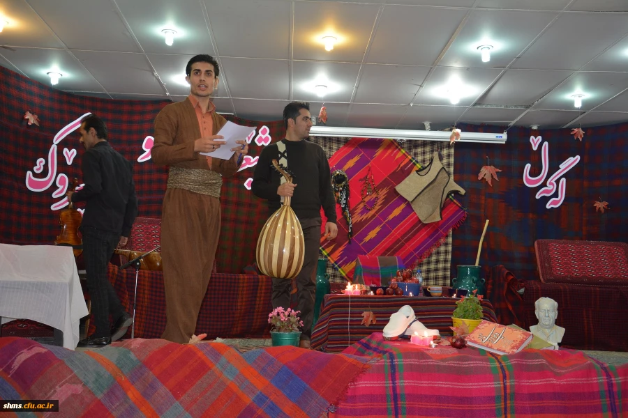 نشست تخصصی شعر و داستان 52