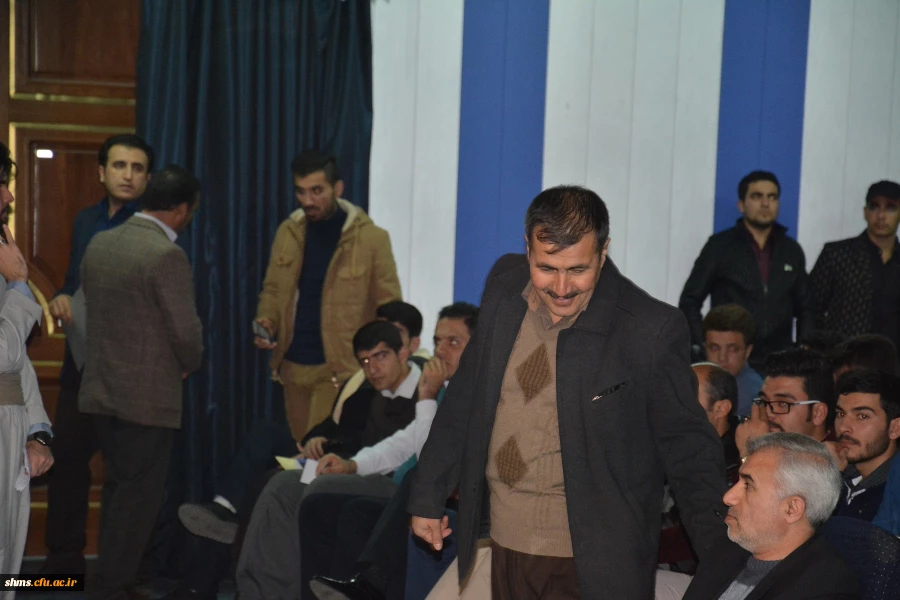 سومین نشست تخصصی شعر و داستان با شکوه خاصی برگزار شد 6