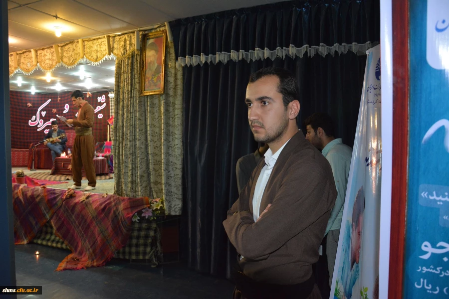 سومین نشست تخصصی شعر و داستان با شکوه خاصی برگزار شد 7