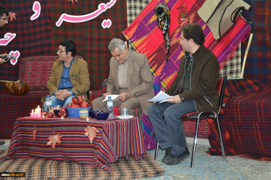 سومین نشست تخصصی شعر و داستان با شکوه خاصی برگزار شد 17