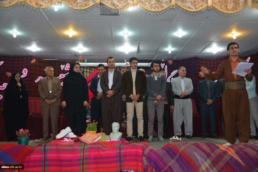 سومین نشست تخصصی شعر و داستان با شکوه خاصی برگزار شد 74