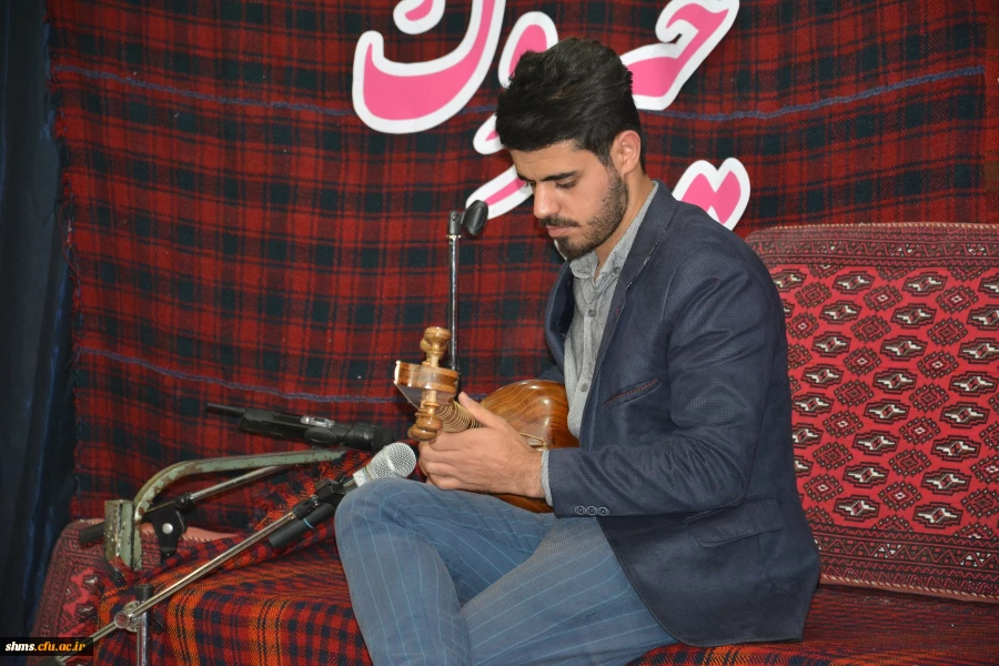 سومین نشست تخصصی شعر و داستان با شکوه خاصی برگزار شد 51