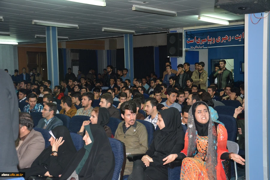 سومین نشست تخصصی شعر و داستان با شکوه خاصی برگزار شد 68