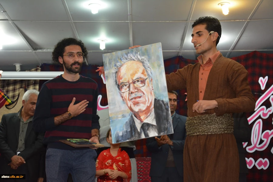 سومین نشست تخصصی شعر و داستان با شکوه خاصی برگزار شد 92