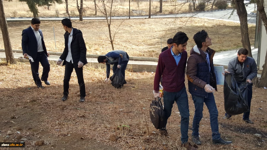 حرکت تحسین برانگیز دانشجویان به مناسبت هفته وحدت 23