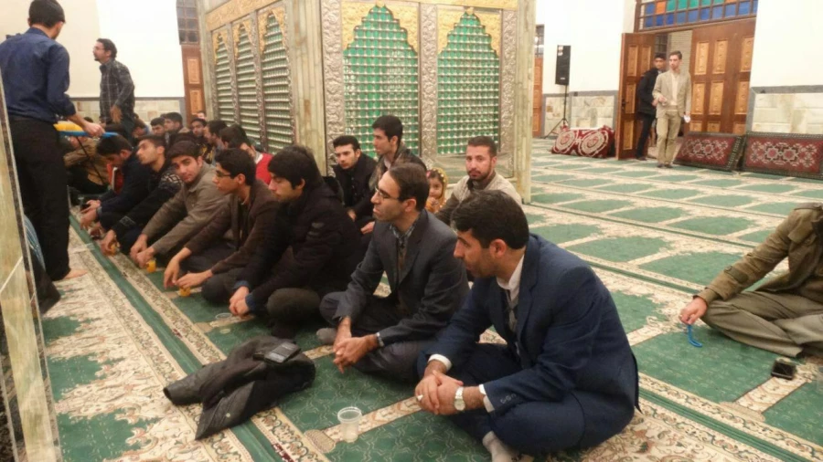 جشن باشکوه میلاد پیامبر رحمت و مهربانی در مقبره امام زاده پیرمحمد برگزار شد 9