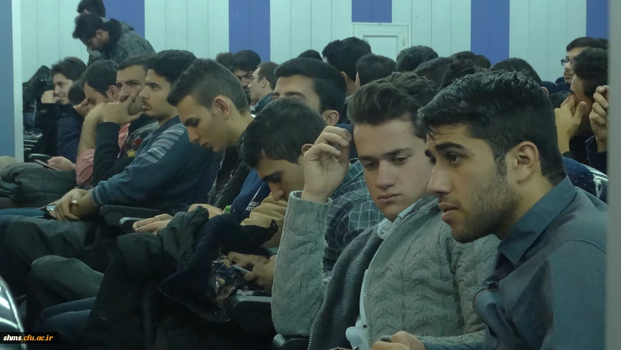 برگزاری کارگاه با محوریت نقش انگلیسی در توسعه آکادمیک 35