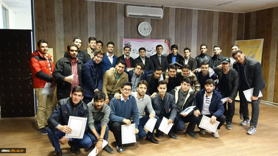 تجلیل از دانشجویان فعال فرهنگی به مناسبت همکاری در برگزاری مراسم روز دانشجو 5