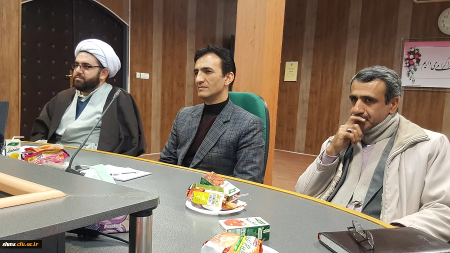 جلسه هم اندیشی اساتید و کارکنان  2