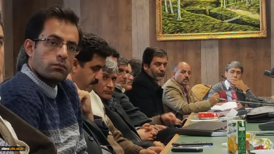 جلسه هم اندیشی اساتید و کارکنان  33