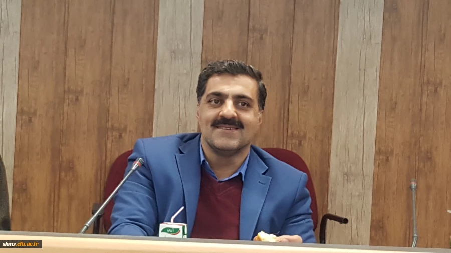 جلسه هم اندیشی اساتید و کارکنان برگزار شذ 10