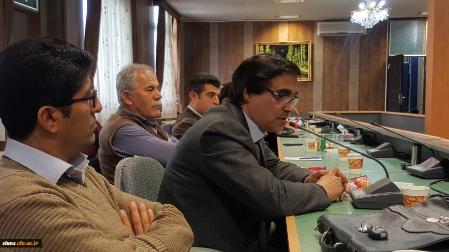 جلسه هم اندیشی اساتید و کارکنان برگزار شذ 22