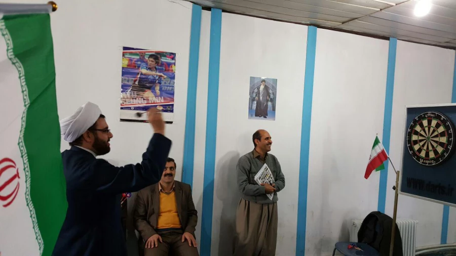 برگزاری مسابقات ورزشی ویژه کارکنان و اساتید پردیس شهید مدرس سنندج به مناسبت دهه فجر 3