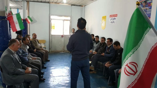 برگزاری مسابقات ورزشی ویژه کارکنان و اساتید پردیس شهید مدرس سنندج به مناسبت دهه فجر 4