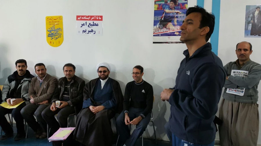 برگزاری مسابقات ورزشی ویژه کارکنان و اساتید پردیس شهید مدرس سنندج به مناسبت دهه فجر 15