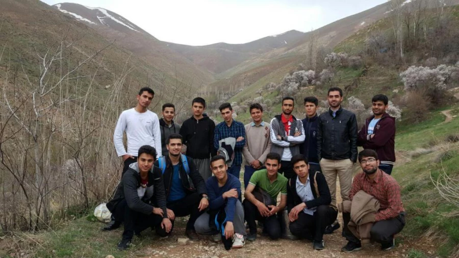 مراسم کوه پیمایی آبیدرتوسط دانشجویان بسیجی پردیس شهید مدرس 8